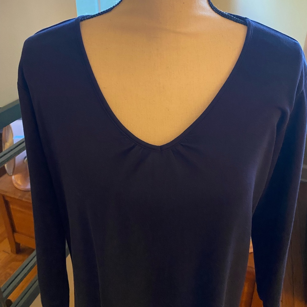 L.L. Bean Women's Supima Cotton
Nightgown V-Neck Three-Ouarter-Sleeve; Size M - Picture 2 of 10